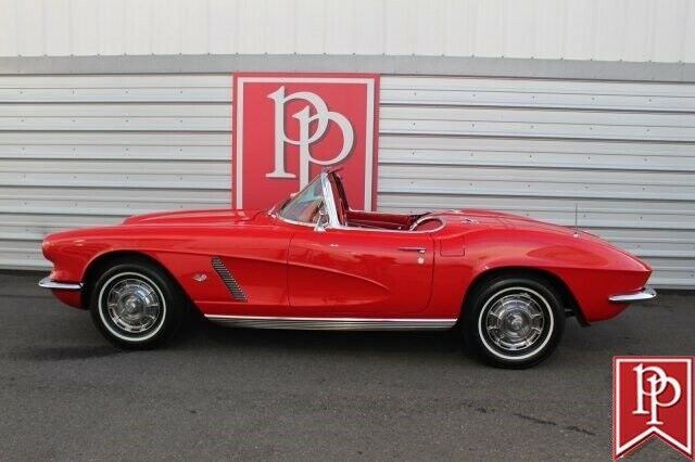 Chevrolet Corvette 1962 image number 1