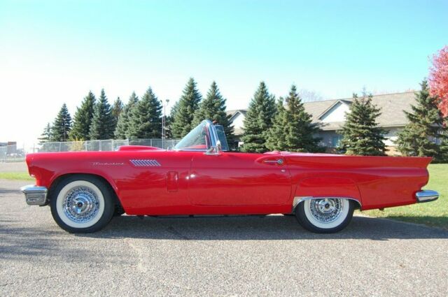 Ford Thunderbird 1957 image number 27