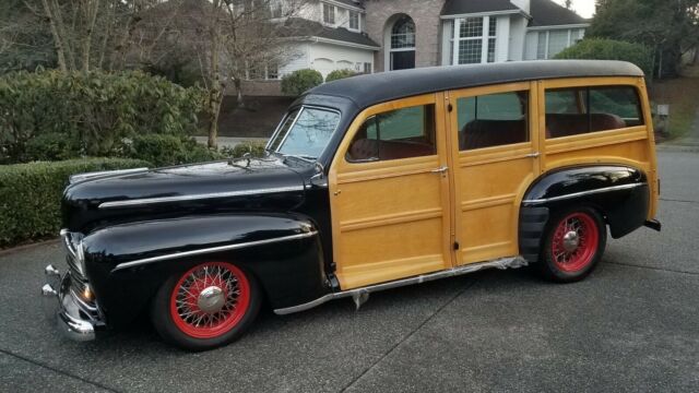 Ford Woodie 1947 image number 0