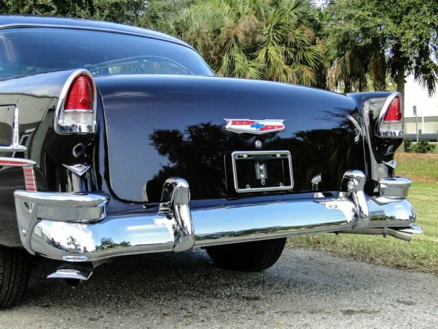 Chevrolet Bel Air/150/210 1955 image number 20