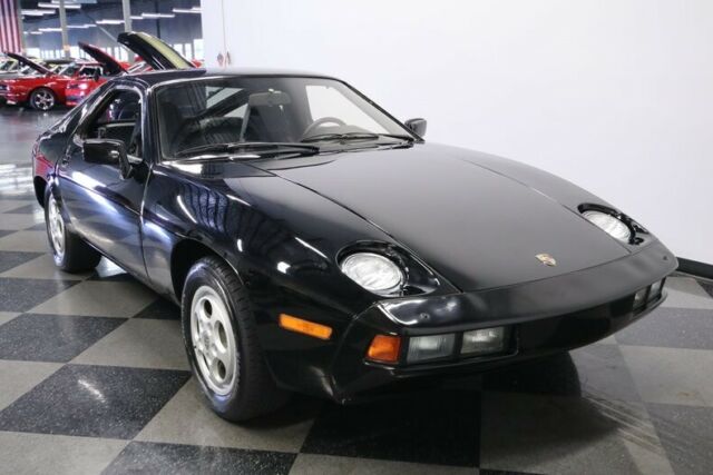 Porsche 928 1978 image number 17