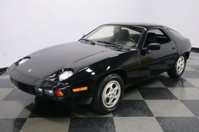 Porsche 928 1978 image number 21