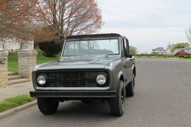 Ford Bronco 1970 image number 22