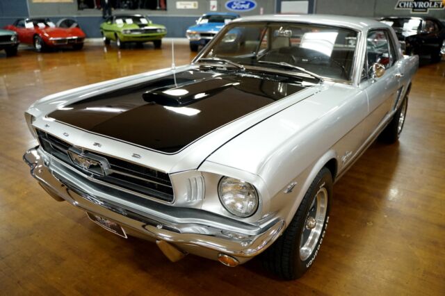 Ford Mustang 1965 image number 1