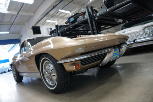 Chevrolet Corvette 327/300HP V8 Coupe 1964 image number 30