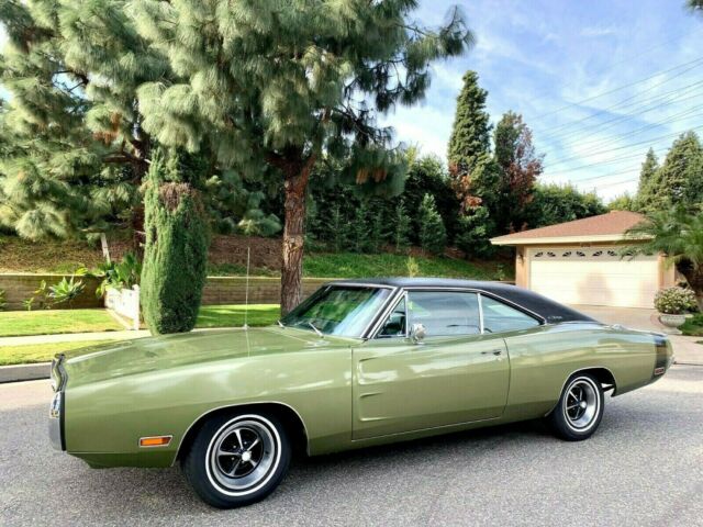 Dodge Charger 1970 image number 9