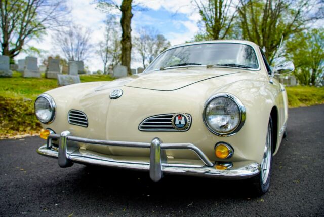 Volkswagen Karmann Ghia 1968 image number 28