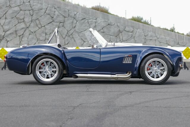 Shelby Cobra 1965 image number 2