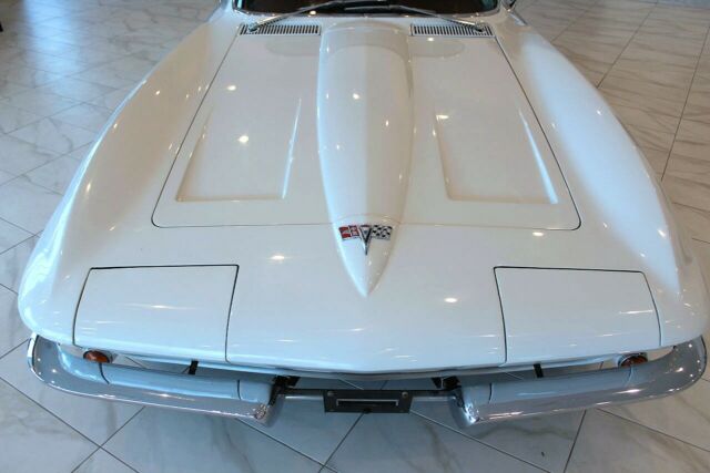 Chevrolet Corvette 1964 image number 29