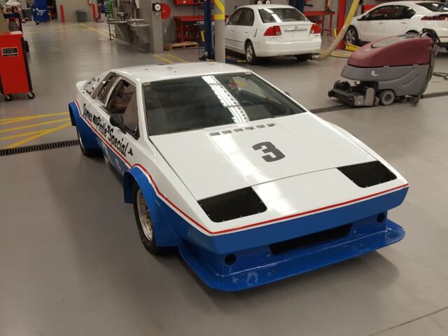 Lotus Esprit S1 1977 image number 1