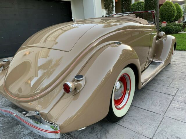 Ford Henry Ford All Steel Roadster 1935 image number 10