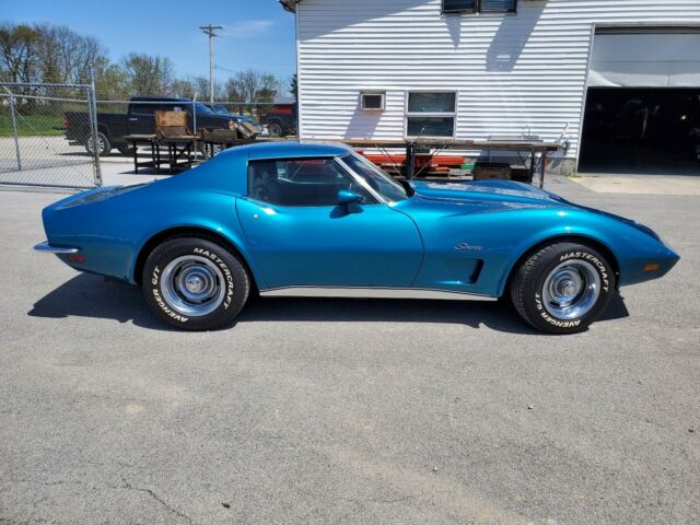 Chevrolet Corvette Stingray 1973 image number 1