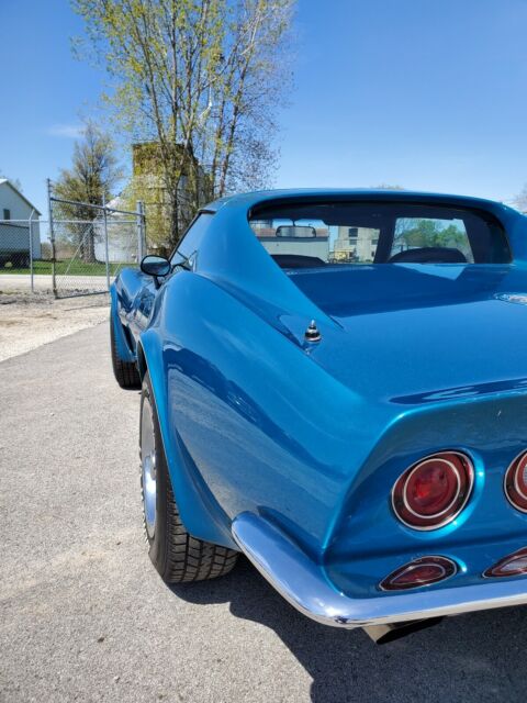 Chevrolet Corvette Stingray 1973 image number 30