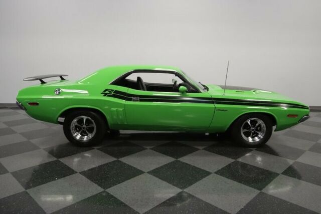 Dodge Challenger 1971 image number 16