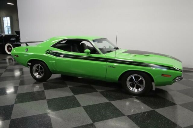 Dodge Challenger 1971 image number 17