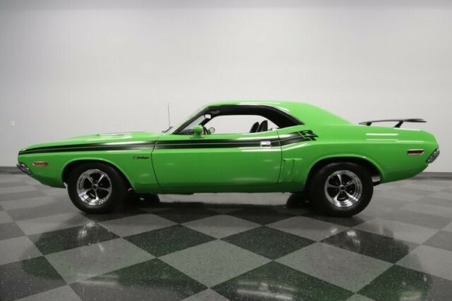 Dodge Challenger 1971 image number 26