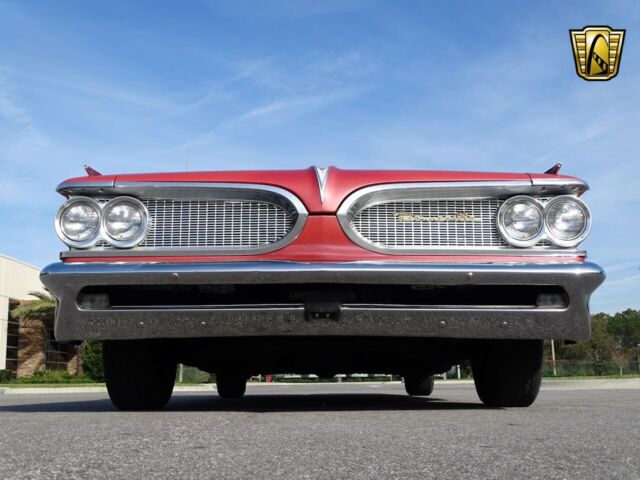 Pontiac Bonneville 1959 image number 28