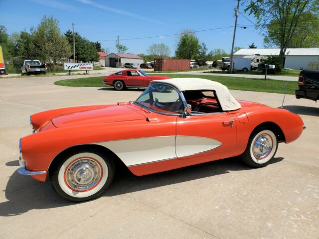 Chevrolet Corvette 1956 image number 24