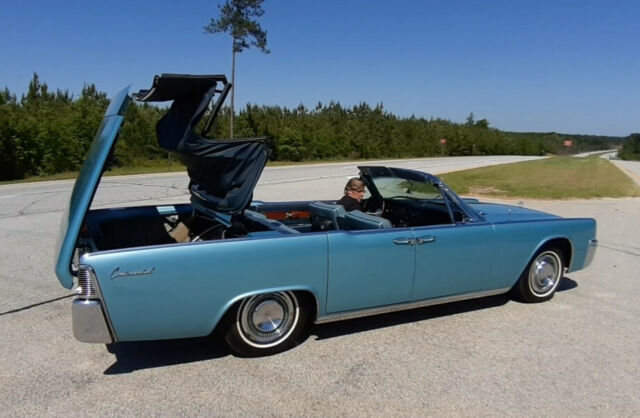 Lincoln Continental 1963 image number 11