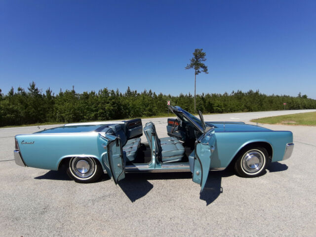 Lincoln Continental 1963 image number 2