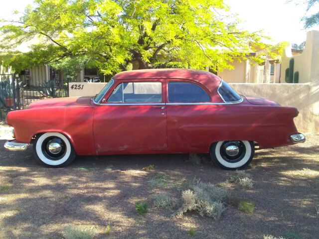 Ford Fairlane 1952 image number 2