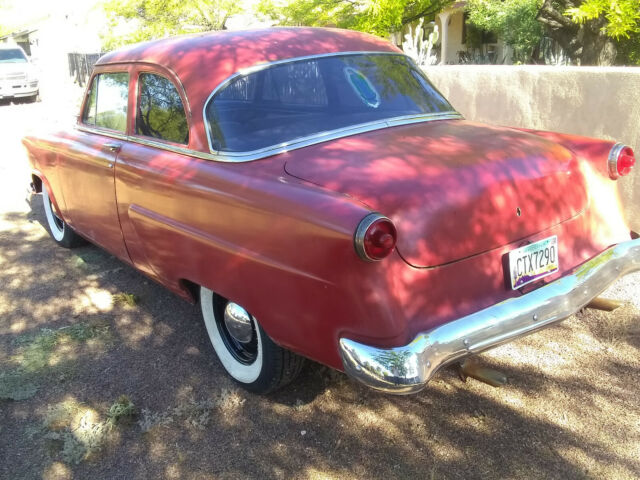 Ford Fairlane 1952 image number 28