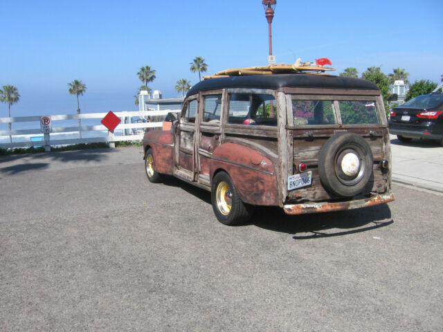 Ford ford station wagon woody 1946 image number 11