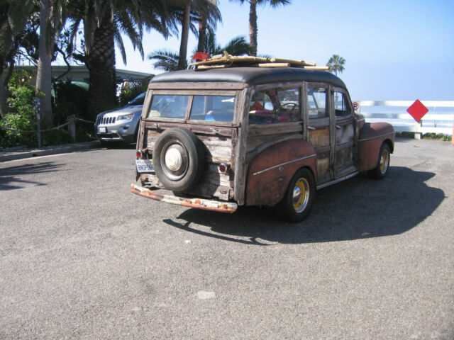 Ford ford station wagon woody 1946 image number 18