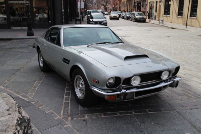 Aston Martin V8 Coupe 1976 image number 0