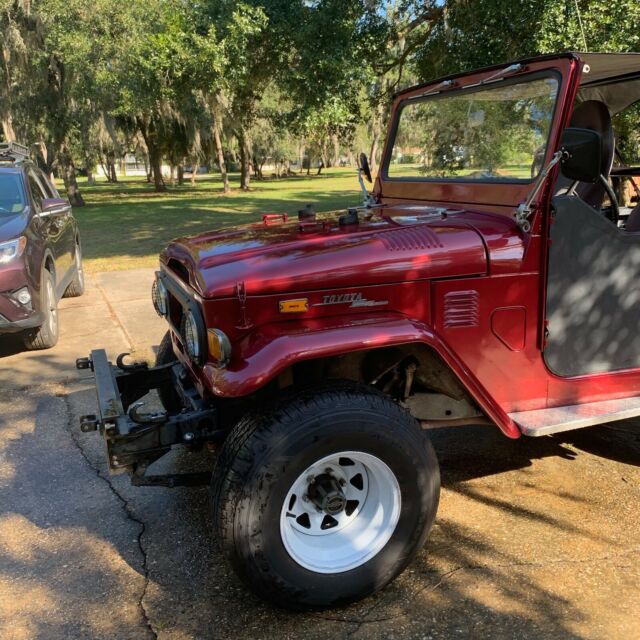 Toyota Land Cruiser 1972 image number 14