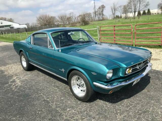 Ford Mustang 1965 image number 17