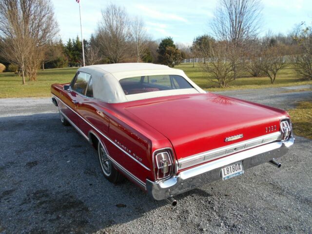 Ford Galaxie 1967 image number 14