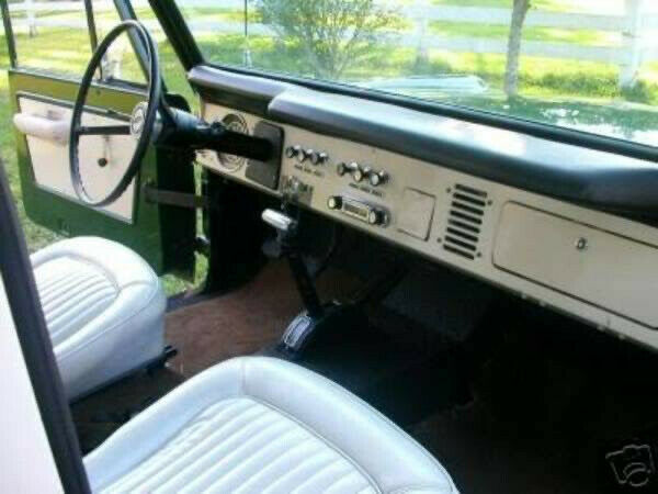 Ford Bronco 1973 image number 4