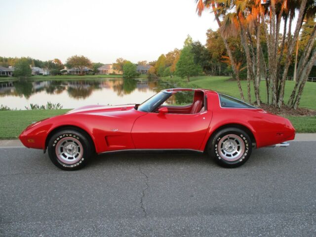 Chevrolet Corvette 1978 image number 0