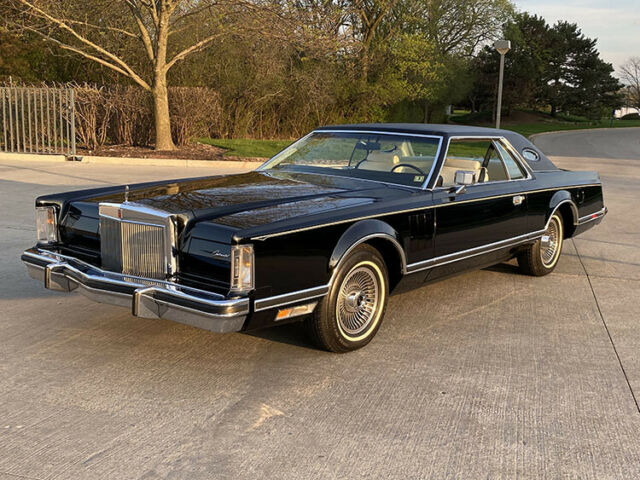 Lincoln Continental 1977 image number 31