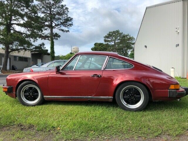 Porsche 911 1978 image number 24