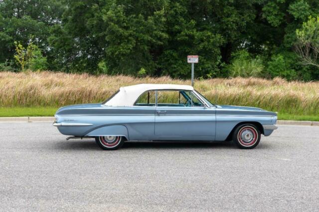 Oldsmobile F-85 Sport Convertible 1962 image number 10