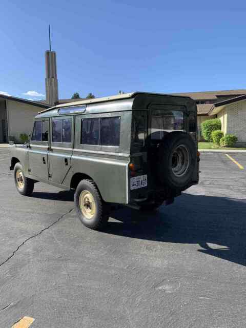 Land Rover Serie II A 109 1967 image number 2