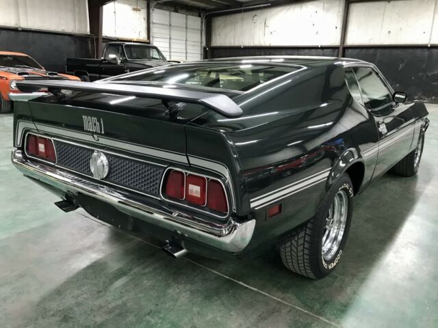 Ford Mustang 1972 image number 28