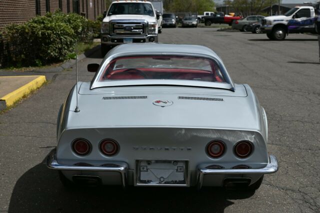 Chevrolet Corvette 1970 image number 13