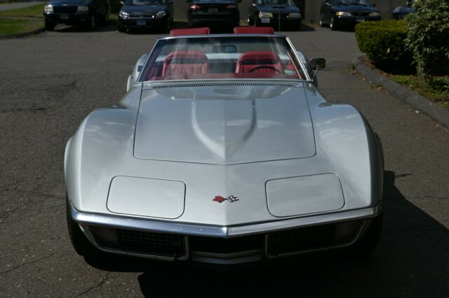 Chevrolet Corvette 1970 image number 2