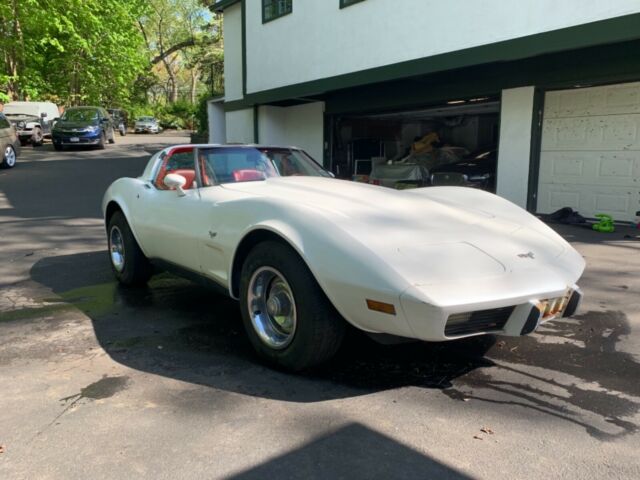 Chevrolet Corvette 1979 image number 27