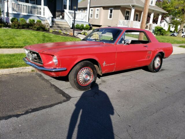 Ford Mustang 1967 image number 0