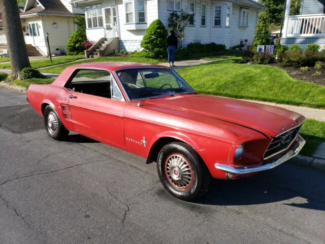 Ford Mustang 1967 image number 23