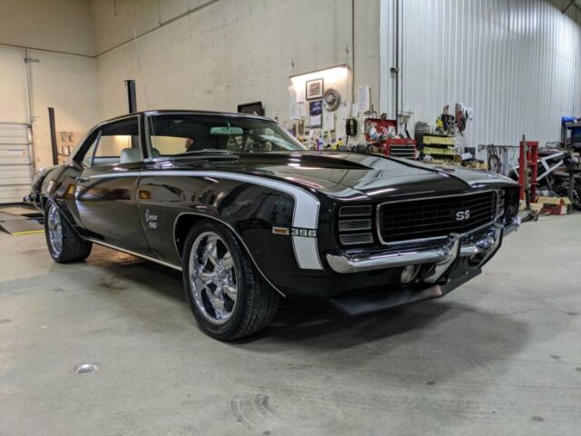 Chevrolet Camaro 1969 image number 2