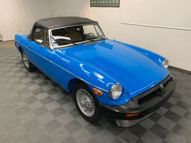 MG MGB 1979 image number 18