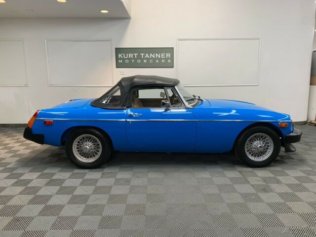 MG MGB 1979 image number 21