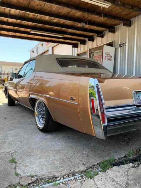 Cadillac DeVille 1978 image number 11