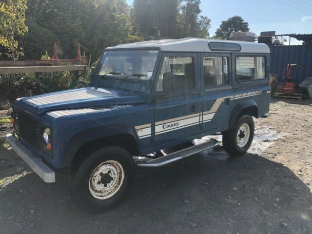 Land Rover Defender 1979 image number 11