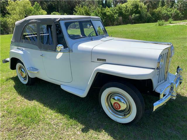 Willys Jeepster 1949 image number 24